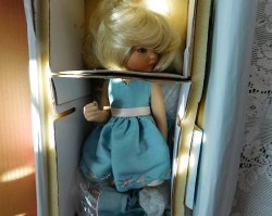 SUMMER BREEZE BLONDE PORCELAIN DOLL MARIE OSMOND FOUR SEASONS NIB